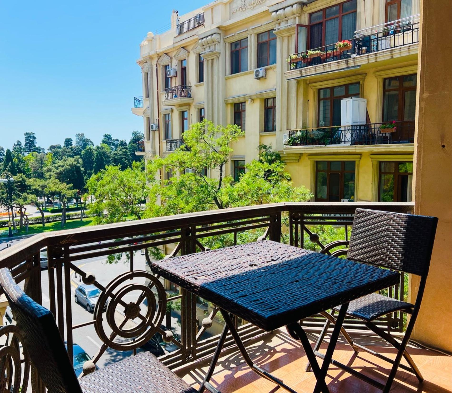 Promenade 2 Bdr Apartment Баку Экстерьер фото