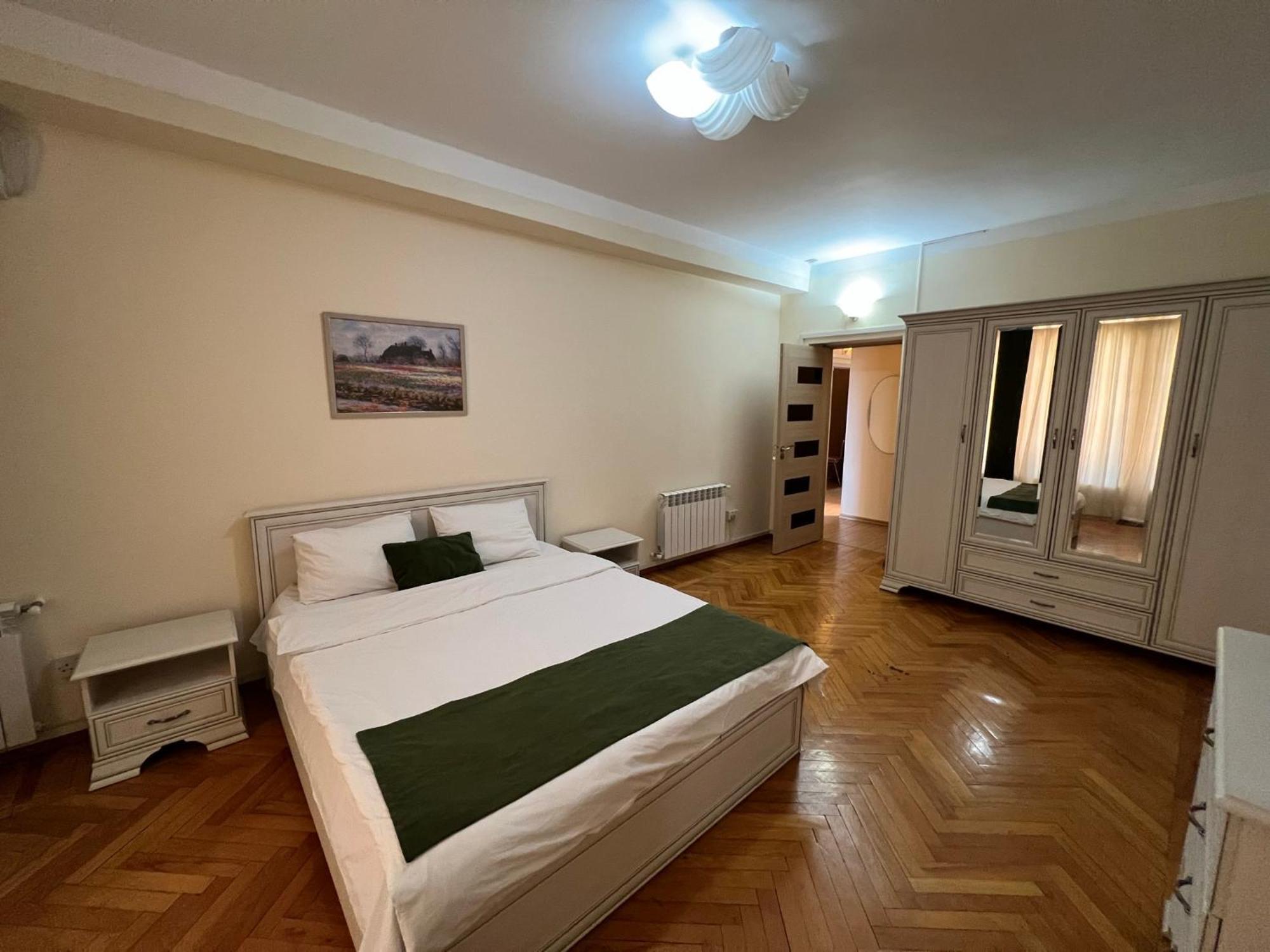 Promenade 2 Bdr Apartment Баку Экстерьер фото